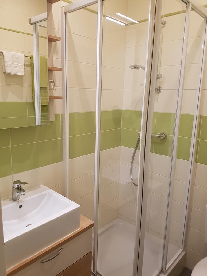 Hotel Lenau Stockerau Kültér fotó