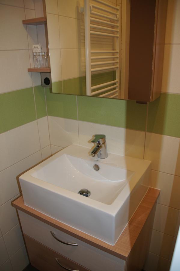Hotel Lenau Stockerau Kültér fotó